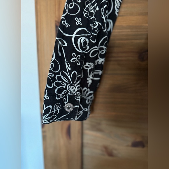 - Moschino Jean Jacket - made in Italy black and white size 8 USA size 42 - Picture 10 of 13